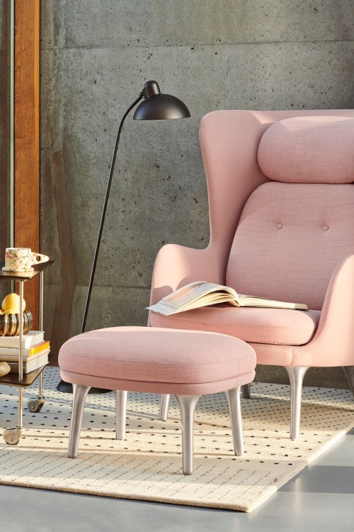 Ro™ Lounge Chair by Jaime Hayon