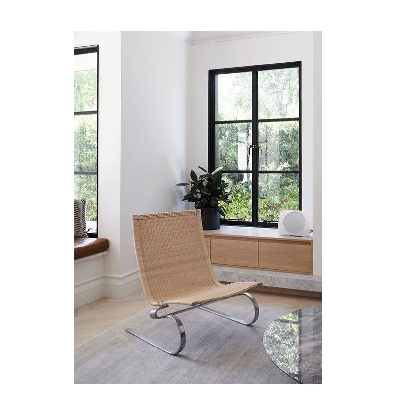 PK20™ lounge chair by Poul Kjærholm