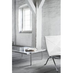 PK22™ canvas lounge chair by Poul Kjærholm