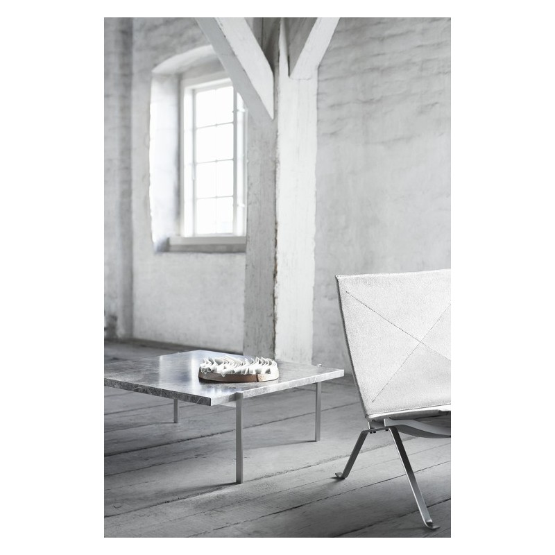 PK22™ canvas lounge chair by Poul Kjærholm