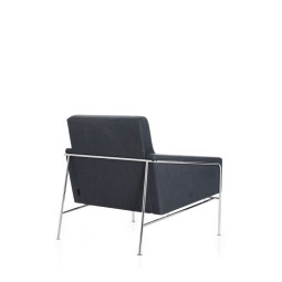 SERIES 3300™ Lounge Chair by Arne Jacobsen