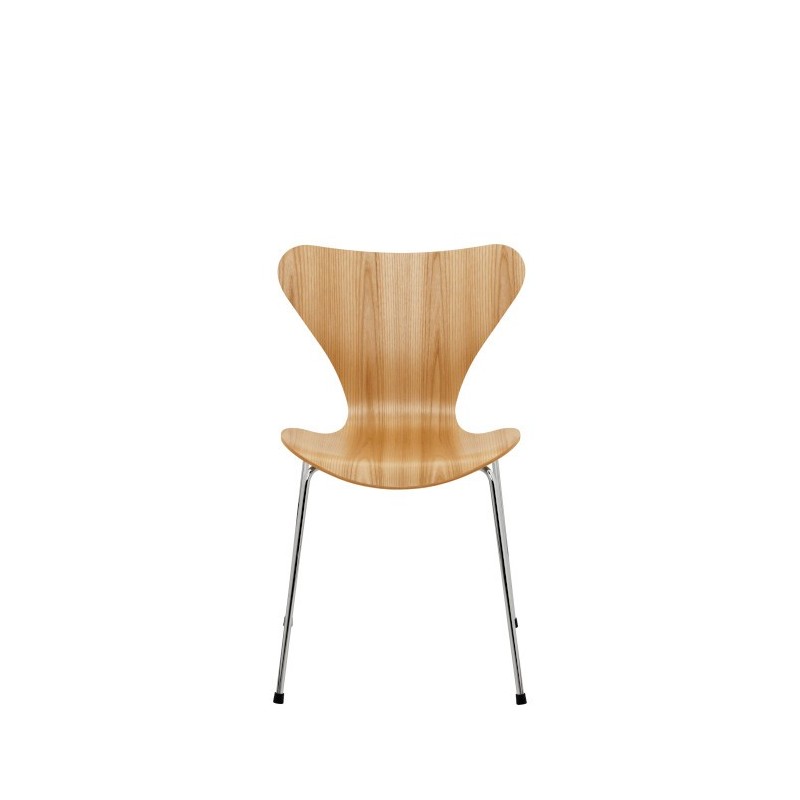 Series 7™ Lacquered Veneer Chair by Arne Jacobsen - UBER-MODERN