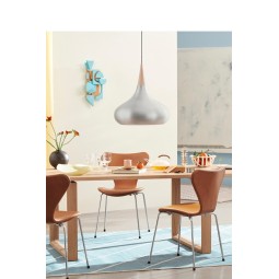 Series 7™ Upholstered Leather Chair by Arne Jacobsen