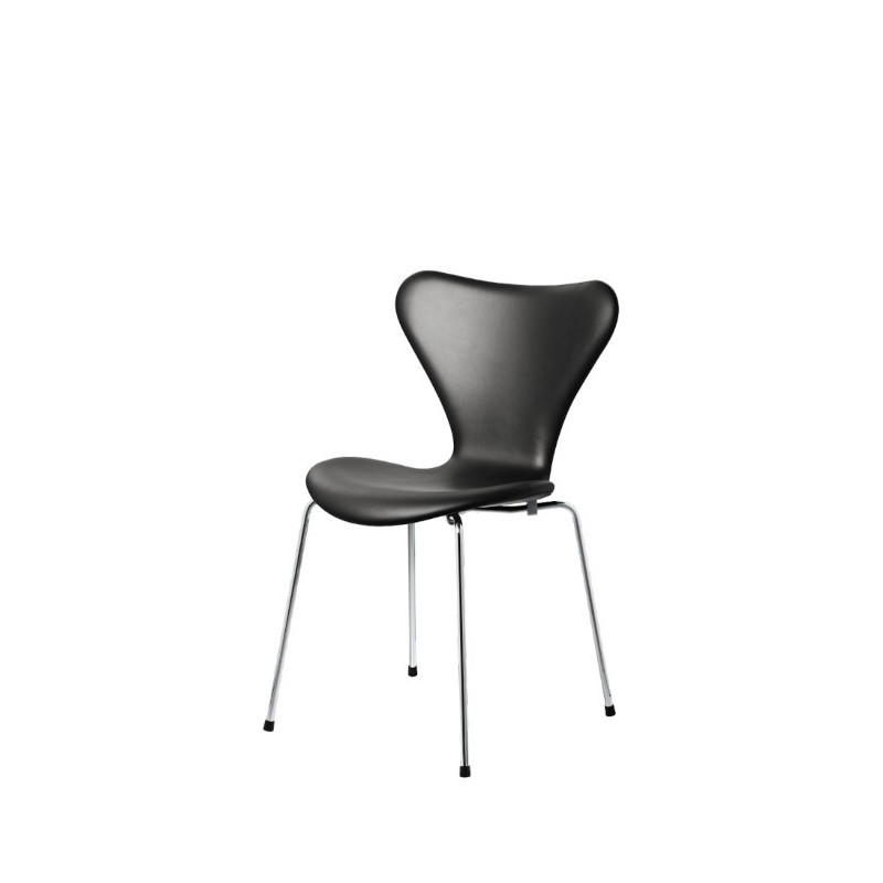Series 7™ Upholstered Leather Chair by Arne Jacobsen