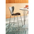 Siège de Bar Séries 7™ placage laqué par Arne Jacobsen