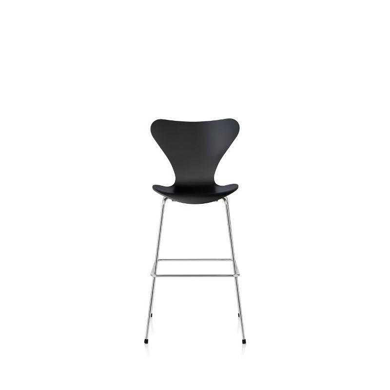 Series 7™ Bar Chair by Arne Jacobsen