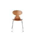 Siège ANT™ Placage laqué par Arne Jacobsen