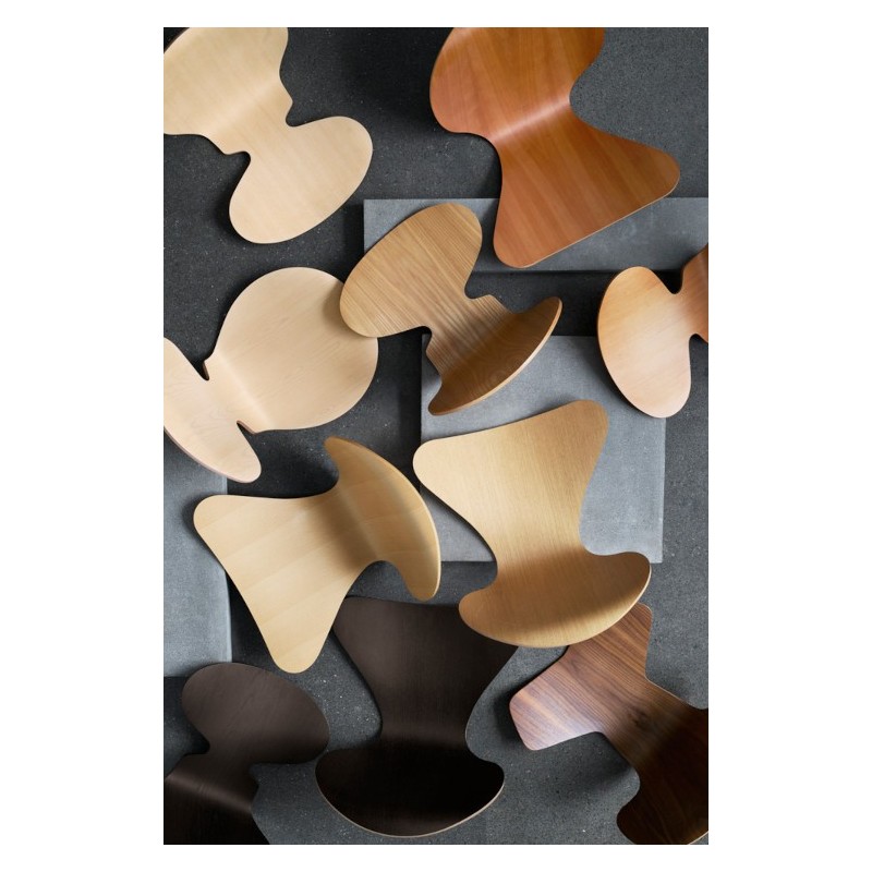 Siège ANT™ Placage laqué par Arne Jacobsen