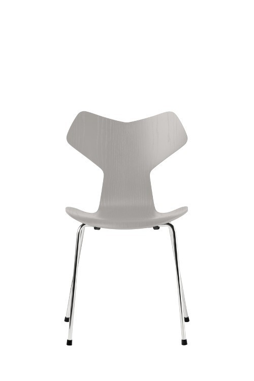 Siège GRAND PRIX™ Frêne teinté par Arne Jacobsen