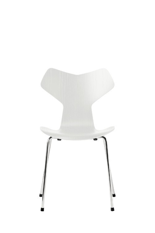 Siège GRAND PRIX™ Frêne teinté par Arne Jacobsen
