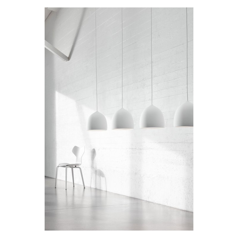Siège GRAND PRIX™ Frêne teinté par Arne Jacobsen