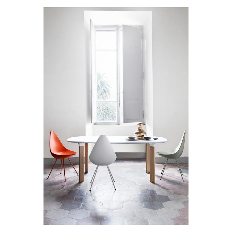 DROP™ chair by Arne Jacobsen
