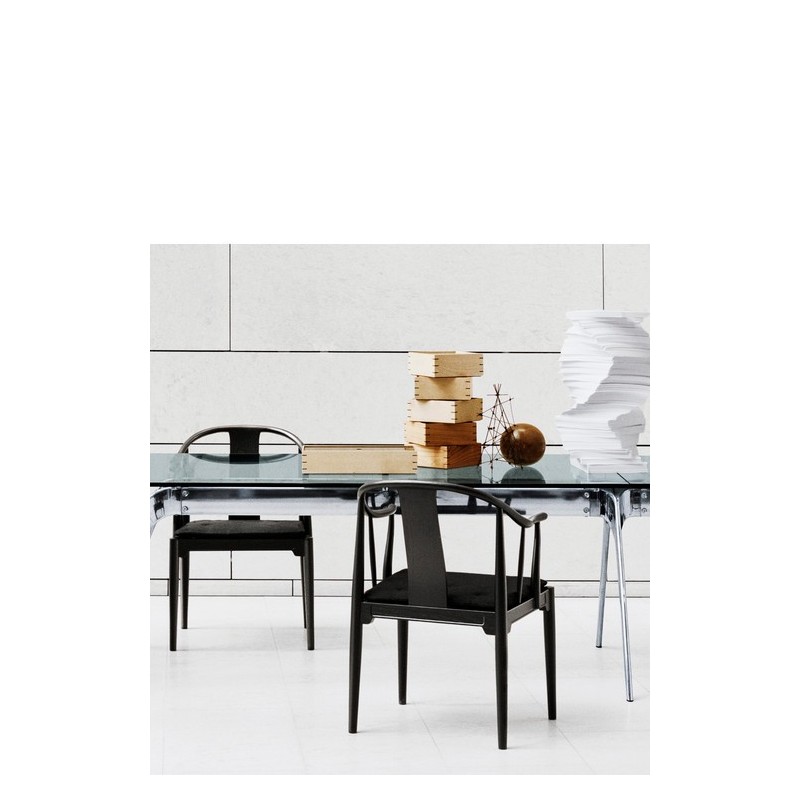 CHINA CHAIR™ by Hans J. Wegner