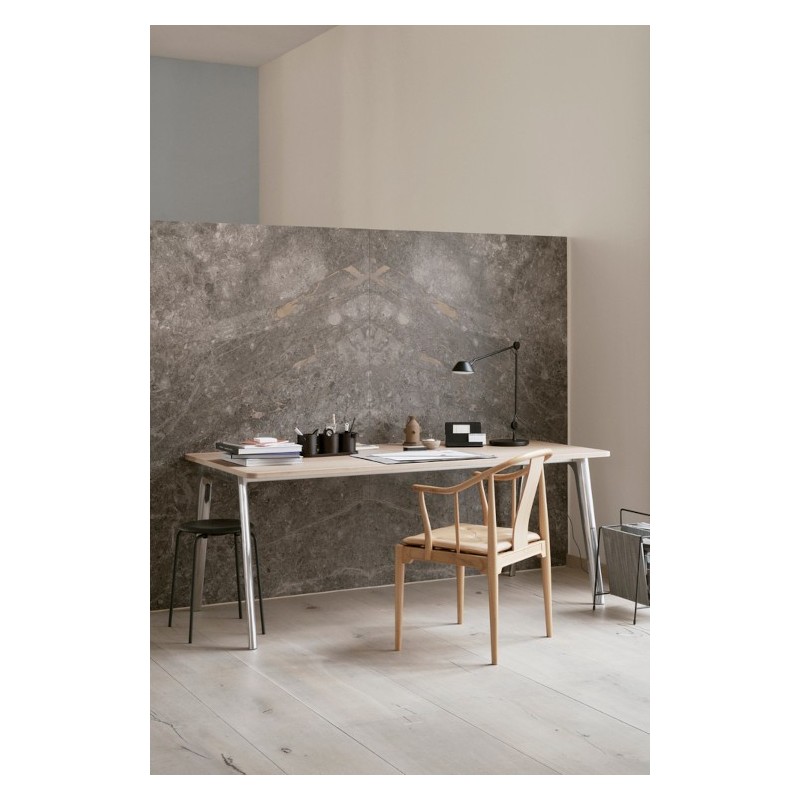 CHINA CHAIR™ by Hans J. Wegner