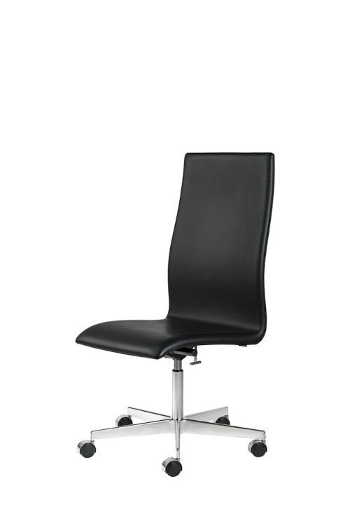 OXFORD™ CLASSIC chair by Arne Jacobsen