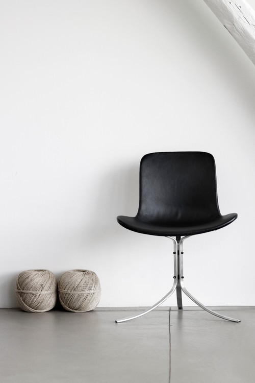 PK9™ Chair by Poul Kjærholm