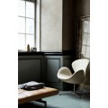 Daybed PK80™ leather by Poul Kjærholm