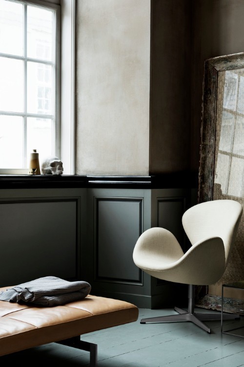 Daybed PK80™ leather by Poul Kjærholm