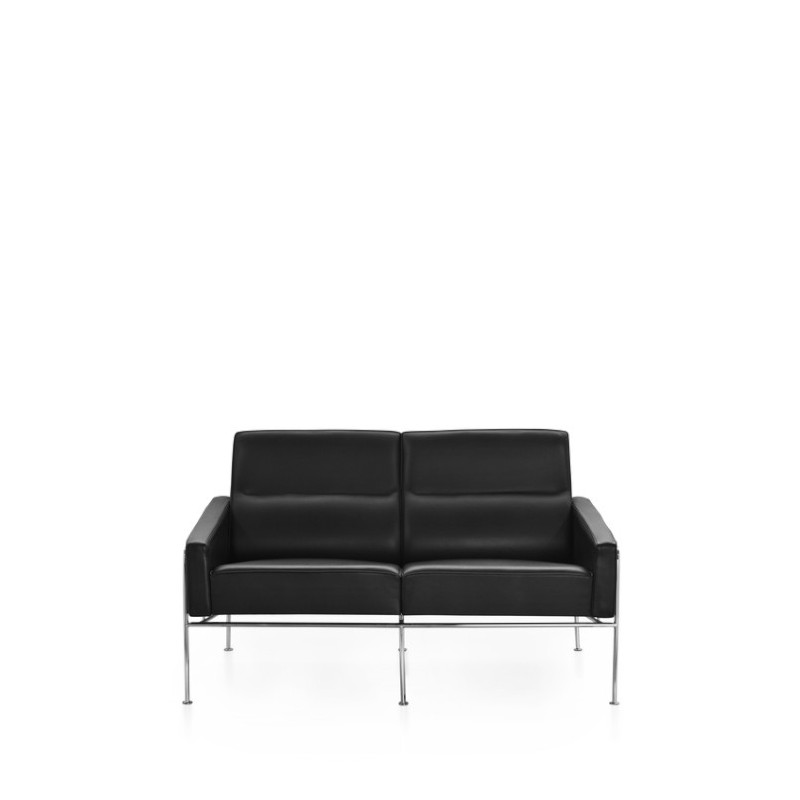 SERIES 3300™ leather 2-Seater by Arne Jacobsen