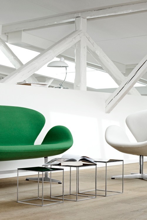 PK65™ Coffee Table by Poul Kjærholm