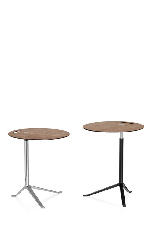 Table LITTLE FRIEND™ par Kasper Salto