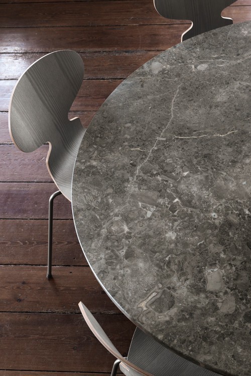 Table PK54™ par Poul Kjærholm