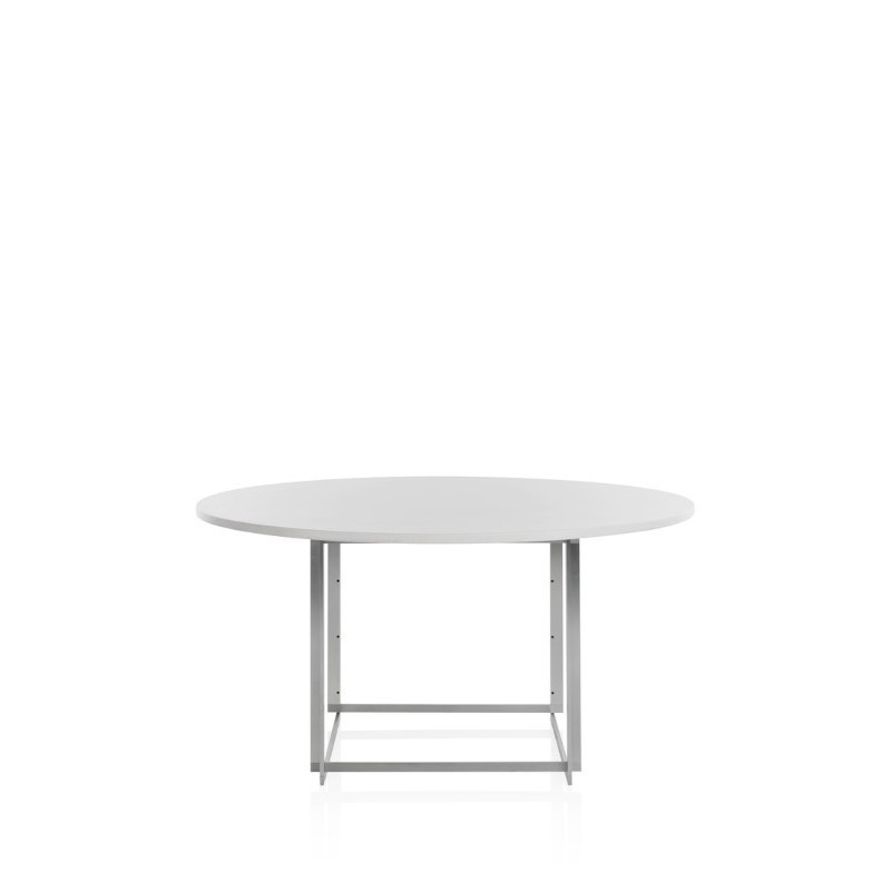 PK58™ Table by Poul Kjærholm