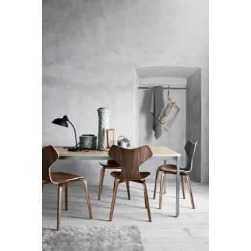 PK55™ Table by Poul Kjærholm