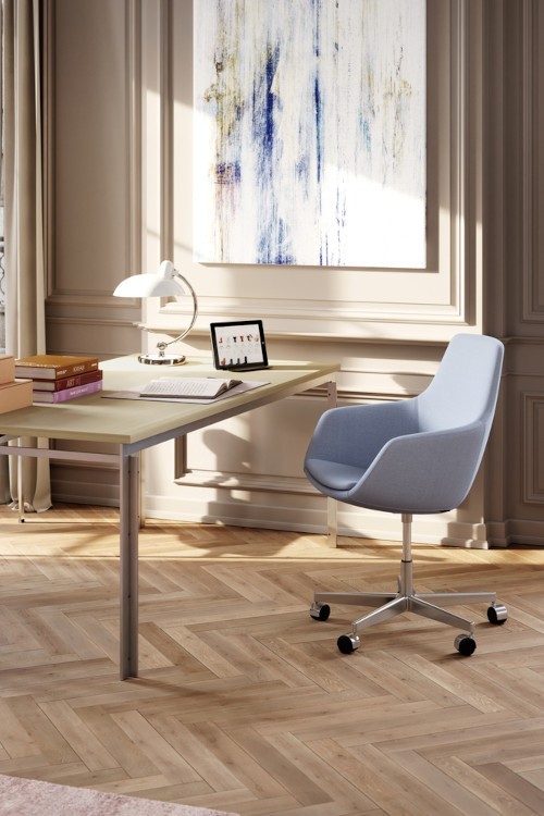 PK55™ Table by Poul Kjærholm