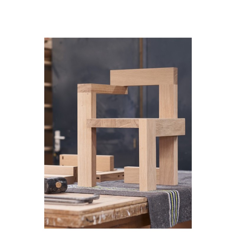 Steltman chair