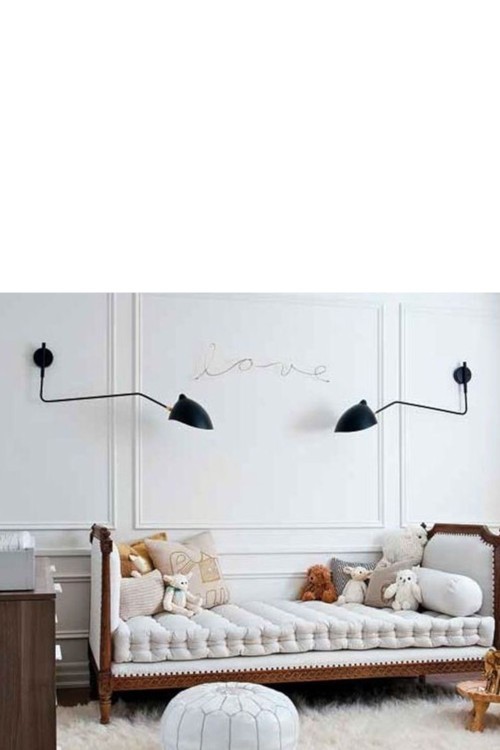 Serge Mouille Wall Light with 1 curved pivoting arm