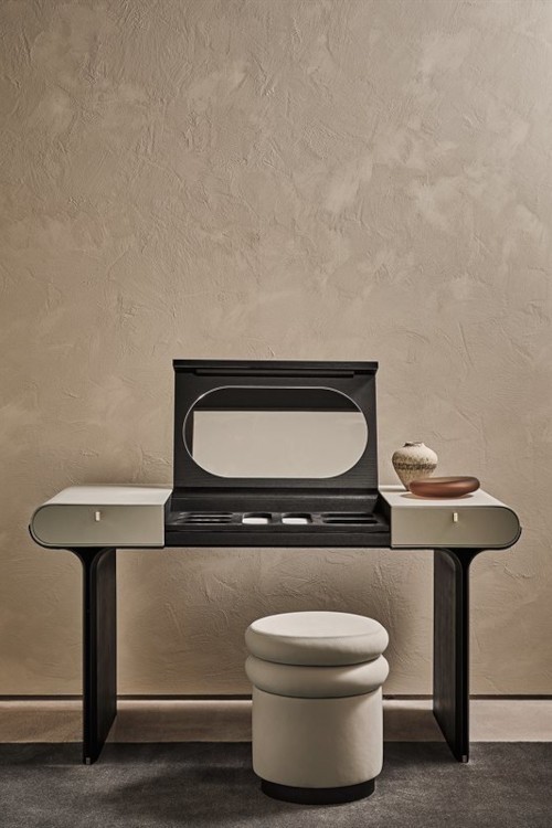 Stami Vanity