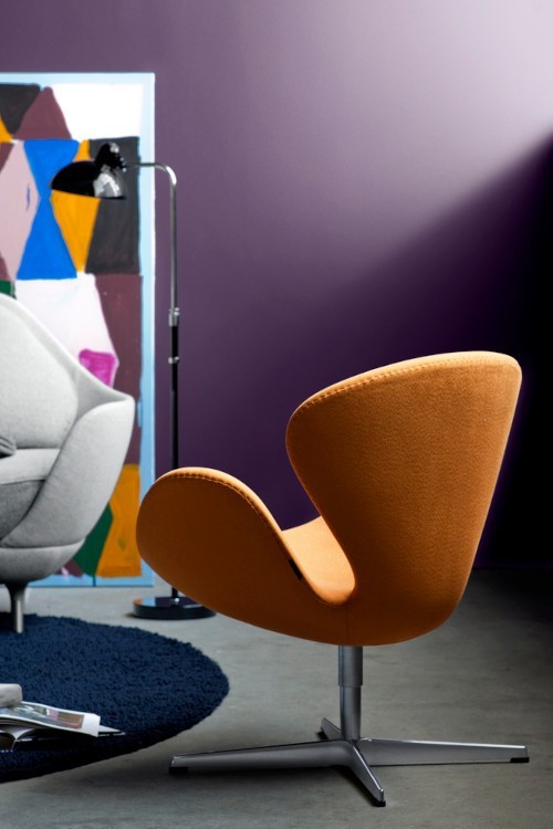 SWAN™ Lounge Chair by Arne Jacobsen
