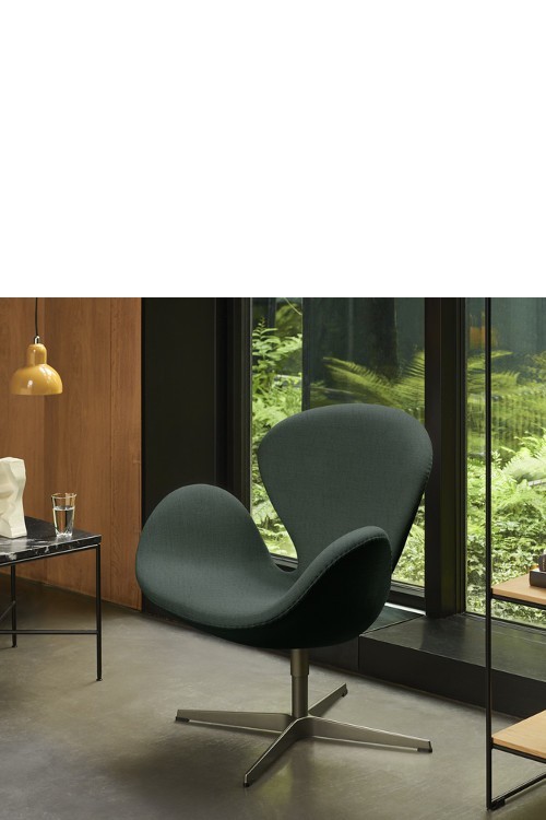 SWAN™ Lounge Chair by Arne Jacobsen