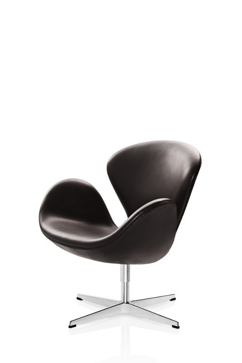 Fauteuil SWAN™ en cuir par Arne Jacobsen