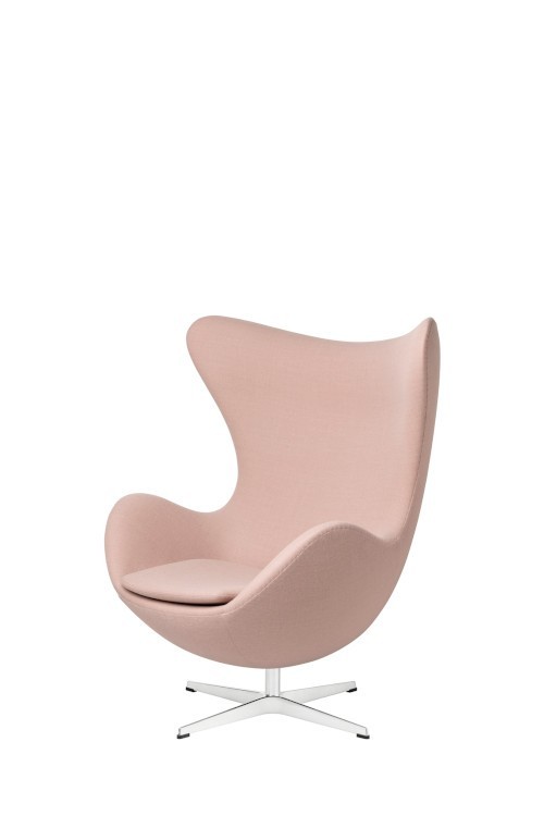 EGG™ Lounge Chair by Arne Jacobsen