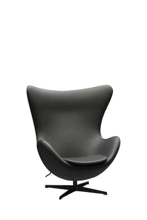 Fauteuil EGG™ revêtement cuir par Arne Jacobsen