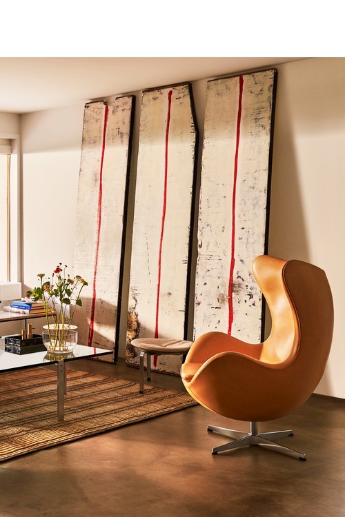 Fauteuil EGG™ revêtement cuir par Arne Jacobsen