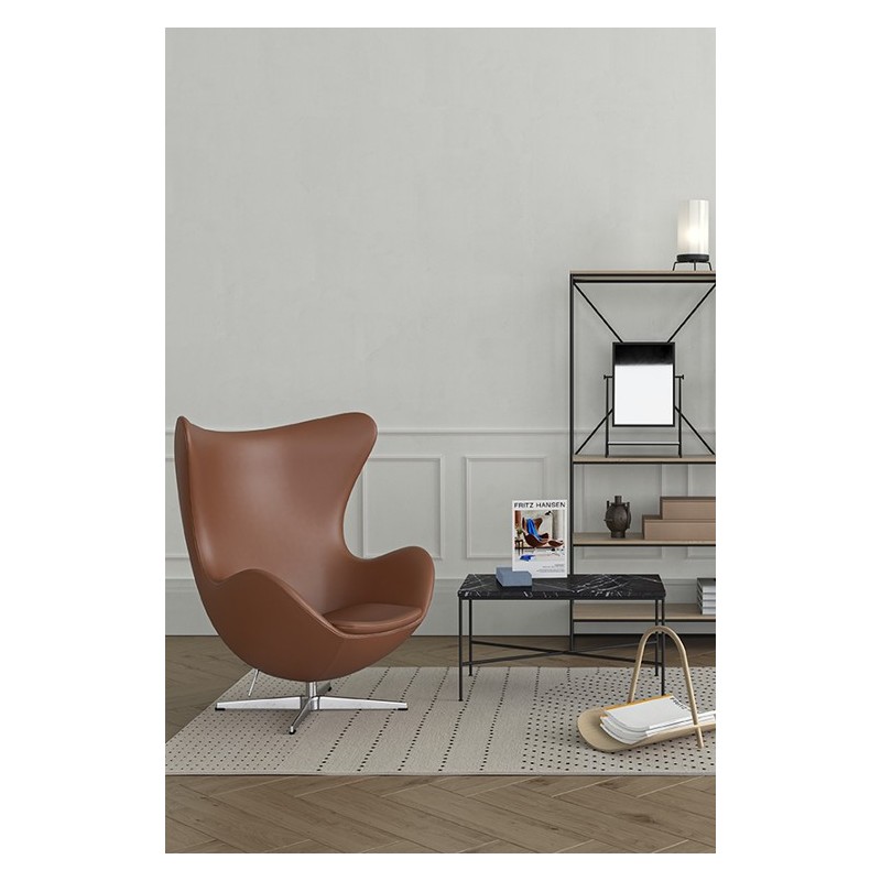 Fauteuil EGG™ revêtement cuir par Arne Jacobsen