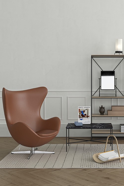 Fauteuil EGG™ revêtement cuir par Arne Jacobsen